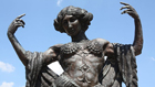 Statue de la Belle Otero à Valga Statue de la Belle Otero à Valga